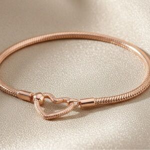 Elegant Rose Gold Heart Bracelet
